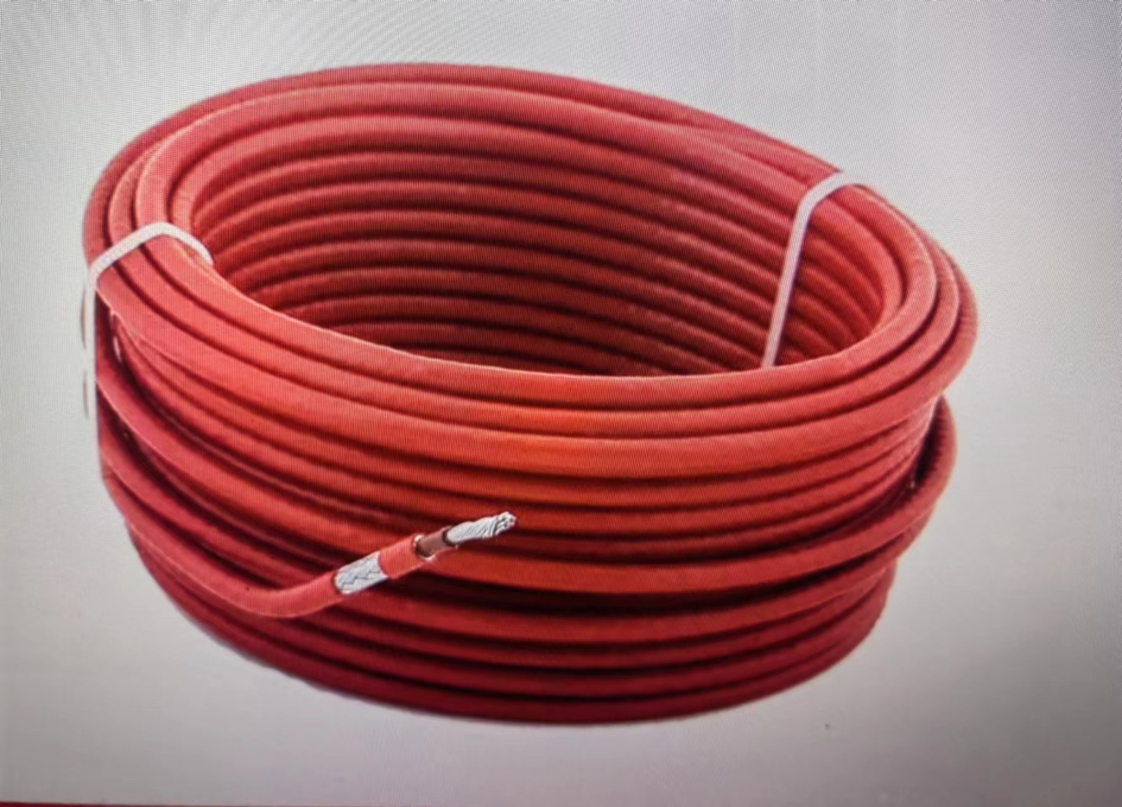 17657622023946.jpg 串聯(lián)恒功率電伴熱7-1.jpg